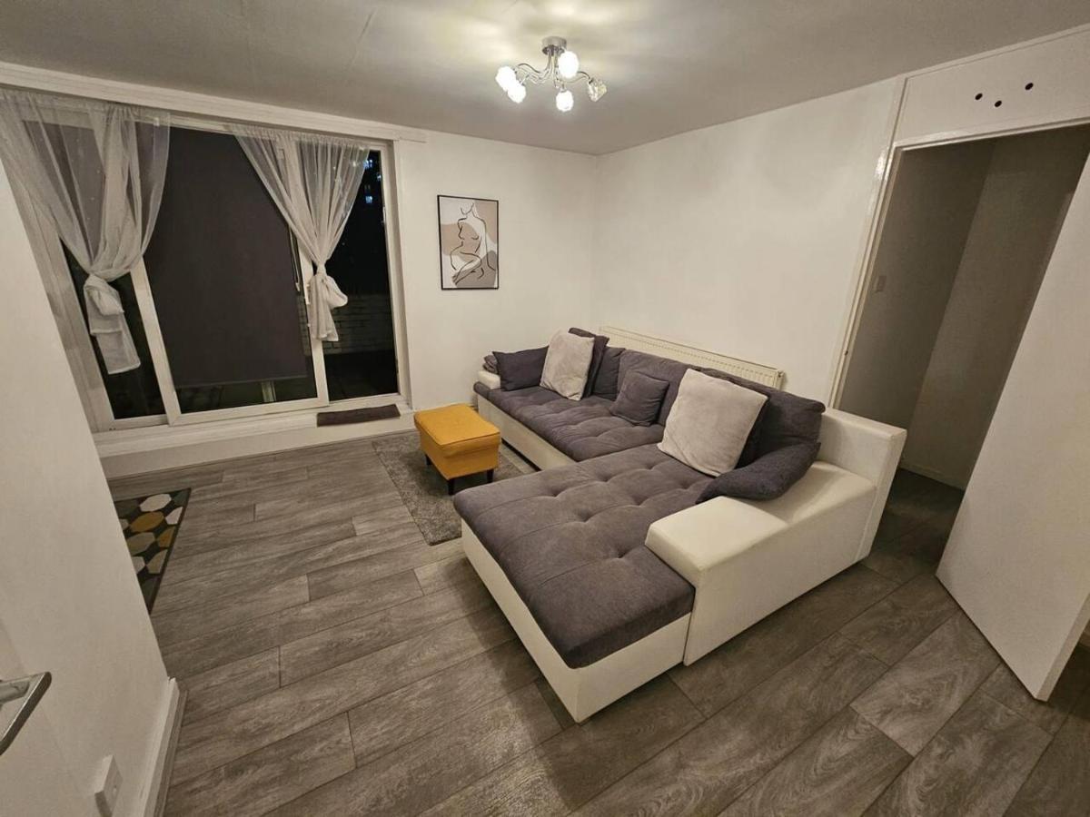 Stunning 1-Bed Apartment In ロンドン エクステリア 写真